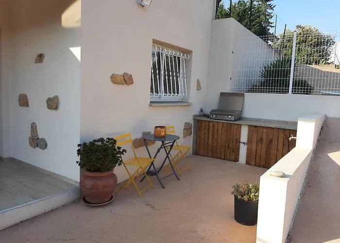 Villa_culomba -t2 4 Couchages 阿拉塔